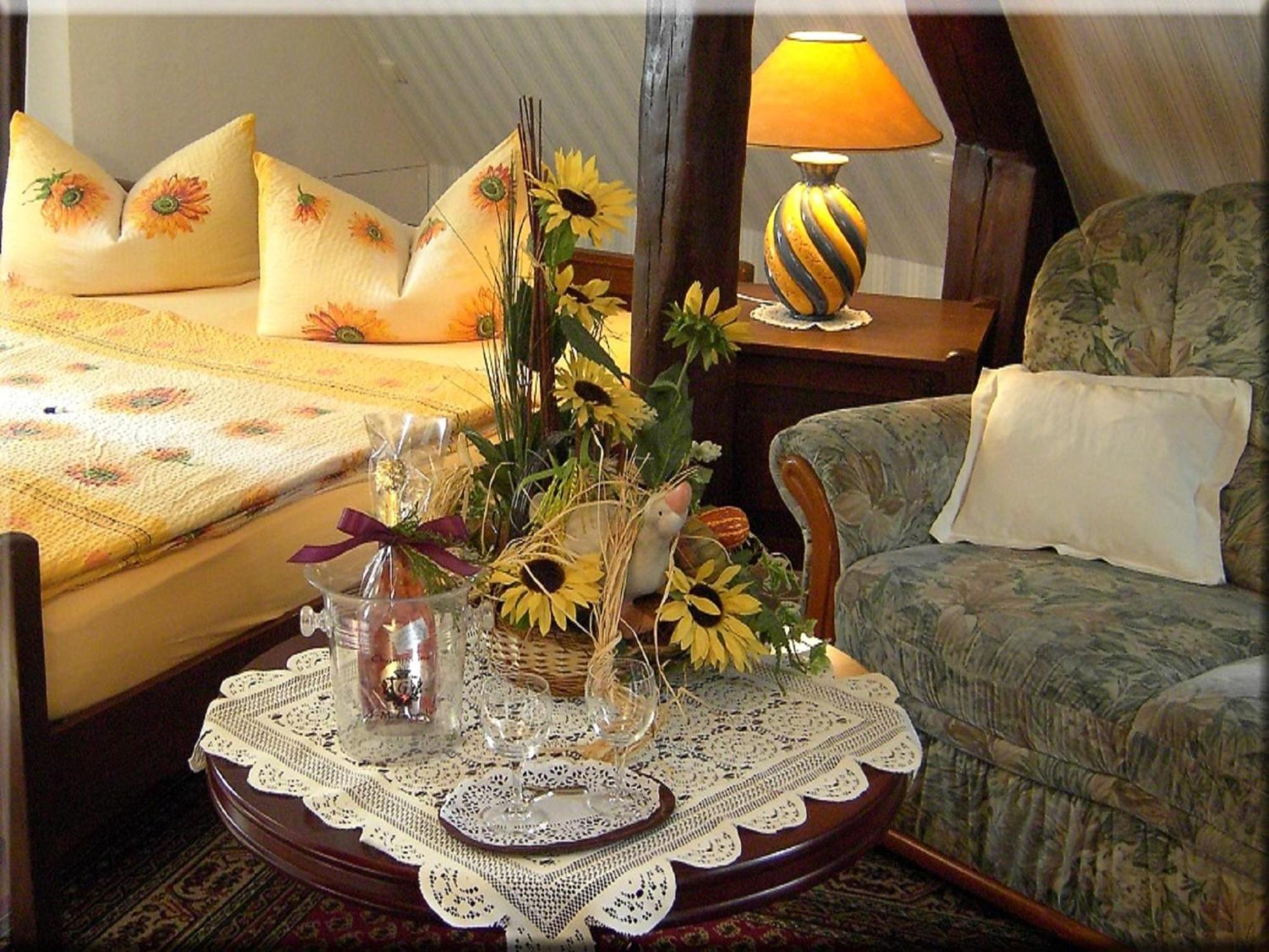 Hotel Graf Rolshausen มอนเชา ภายนอก รูปภาพ