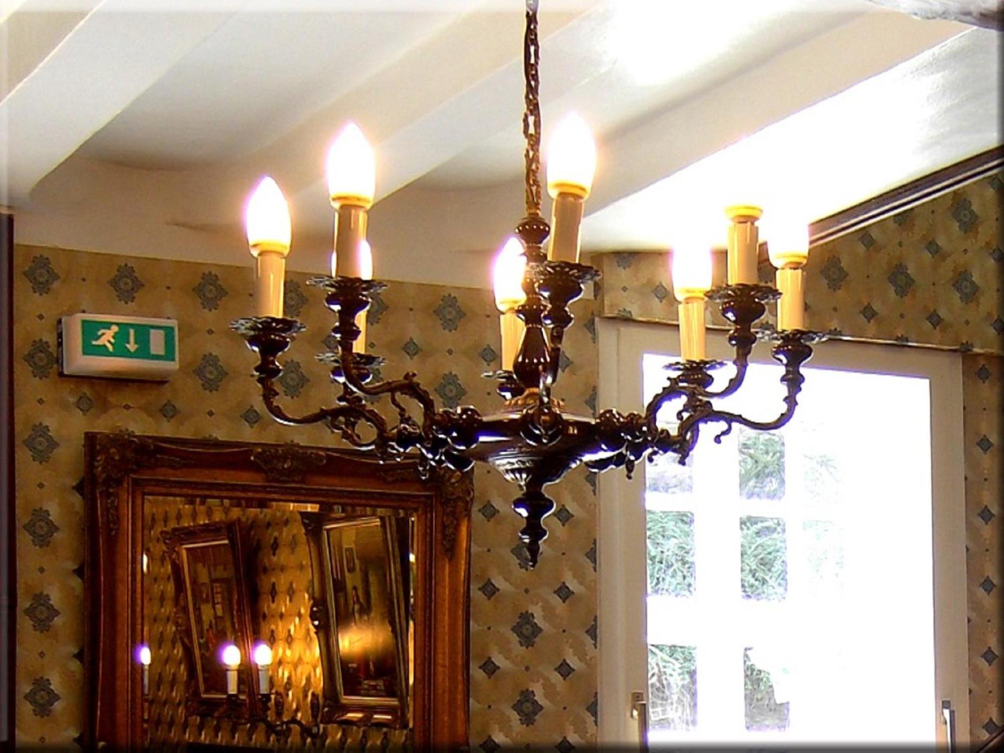 Hotel Graf Rolshausen มอนเชา ภายนอก รูปภาพ