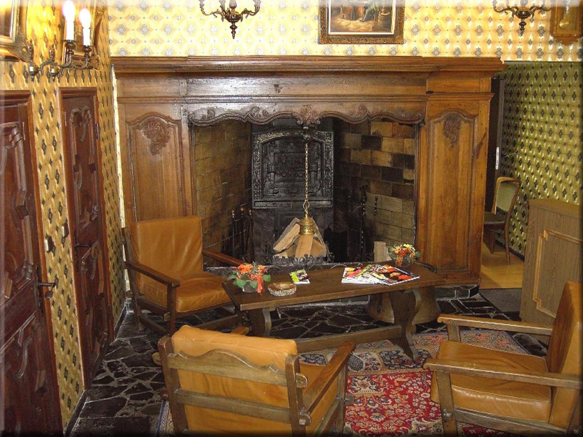 Hotel Graf Rolshausen มอนเชา ภายนอก รูปภาพ