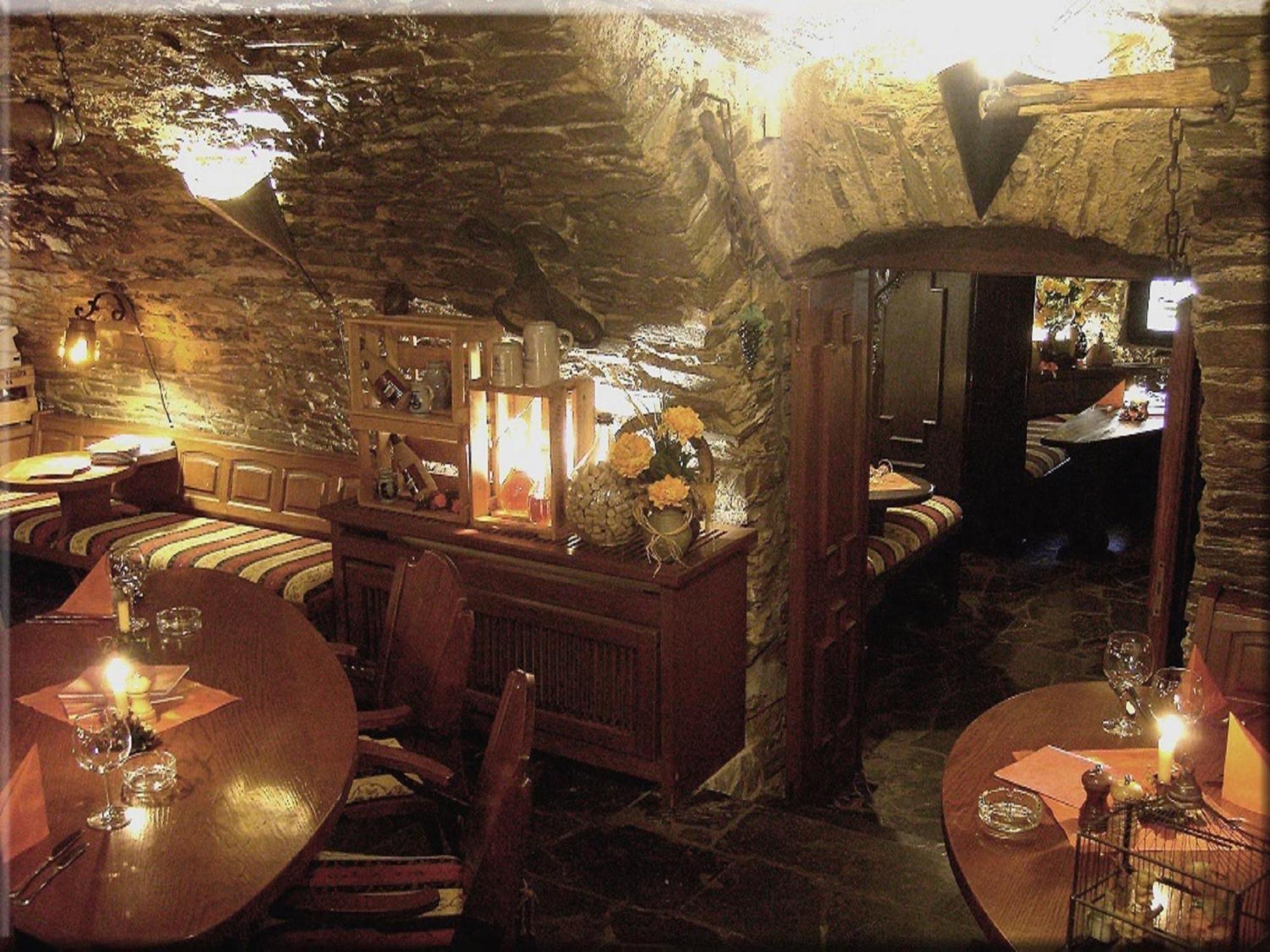Hotel Graf Rolshausen มอนเชา ภายนอก รูปภาพ
