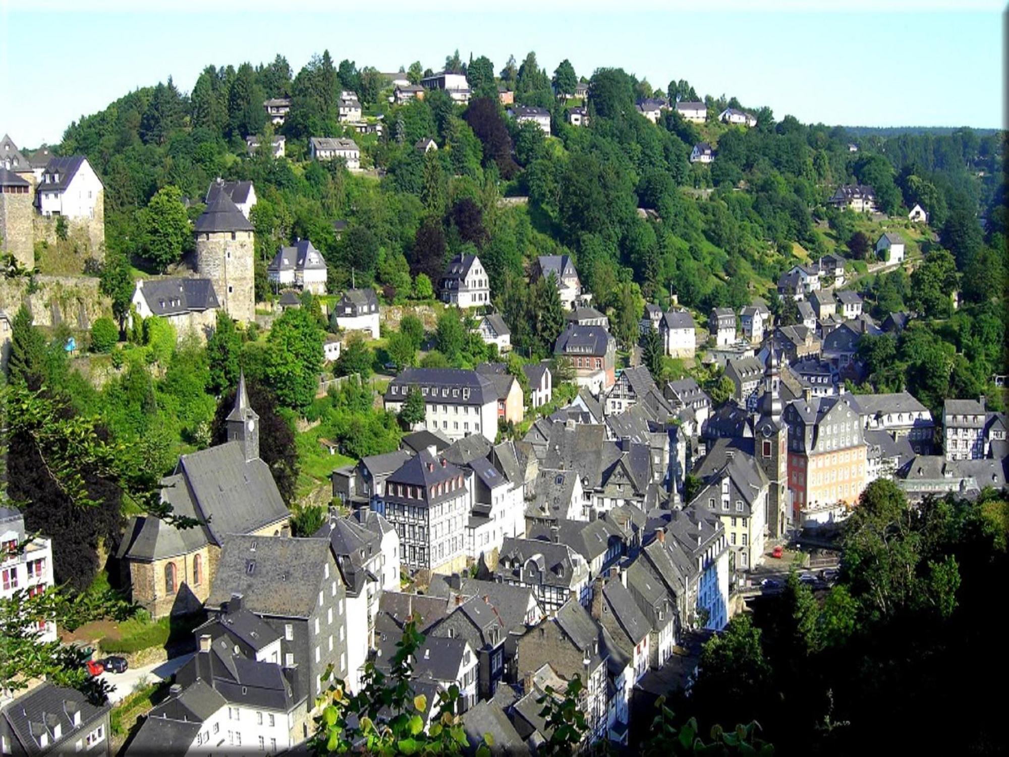 Hotel Graf Rolshausen มอนเชา ภายนอก รูปภาพ