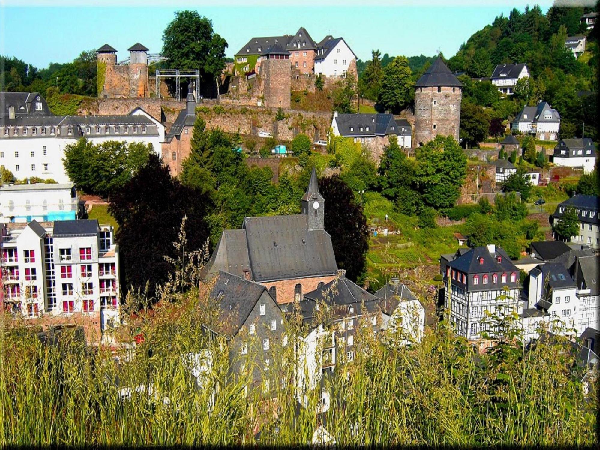 Hotel Graf Rolshausen มอนเชา ภายนอก รูปภาพ