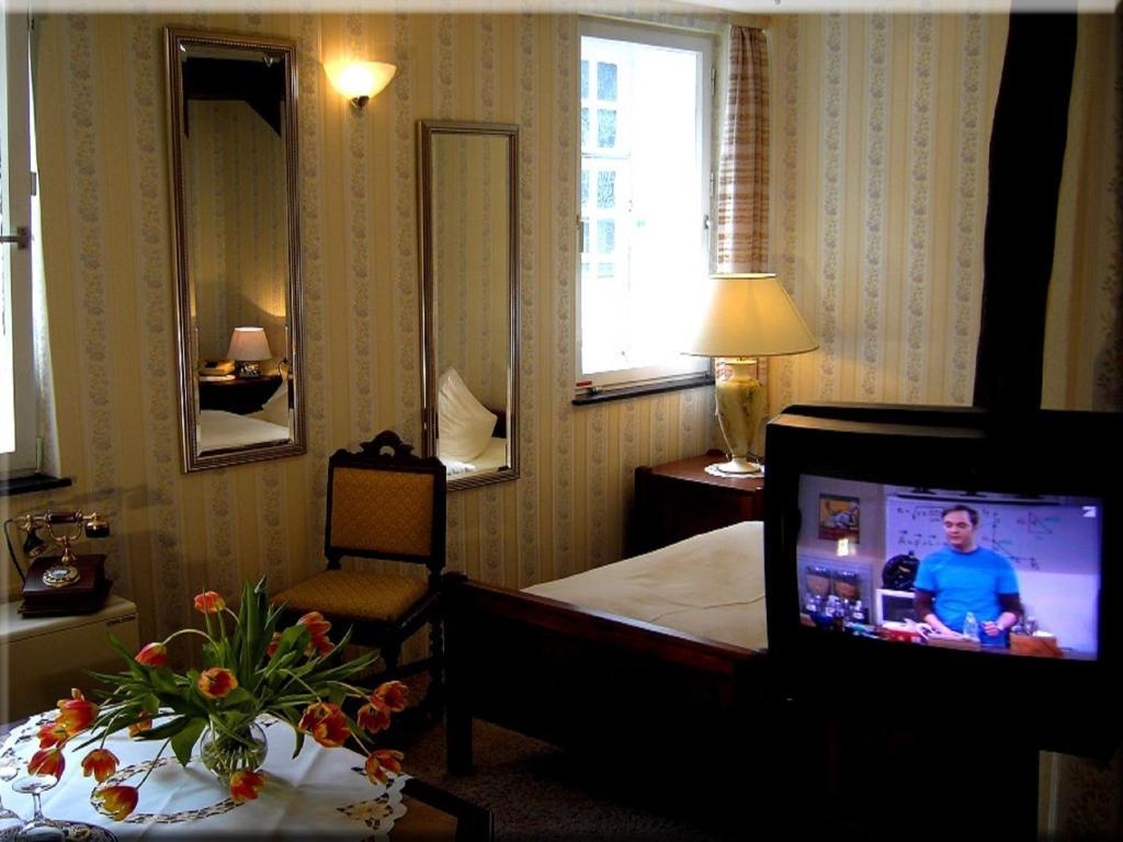 Hotel Graf Rolshausen มอนเชา ห้อง รูปภาพ