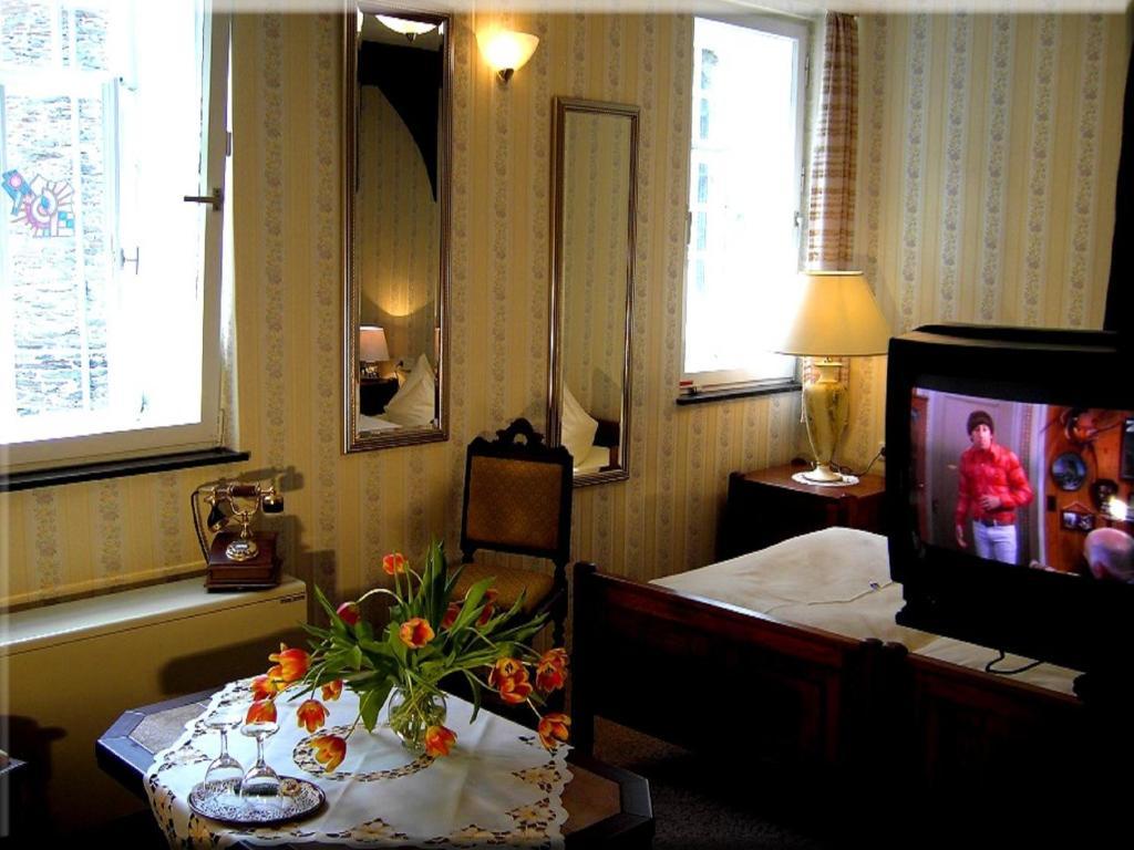 Hotel Graf Rolshausen มอนเชา ห้อง รูปภาพ